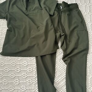 Mandala scrub set olive medium regular both